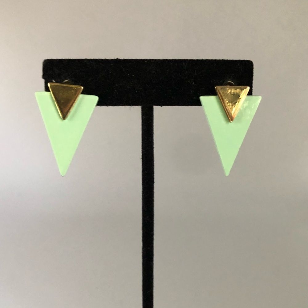 🍭6/$30 Chevron Metal Enamel Earrings